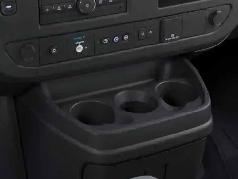 New 2025 Chevrolet Express 3500 LT w/ LT Preferred Equipment Group RWD image 4