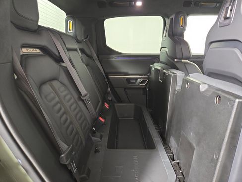 Used 2022 Rivian R1T Launch Edition image 24
