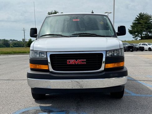 Used 2025 GMC Savana 2500 w/ Driver Convenience Package RWD image 12