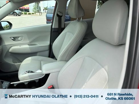 Certified 2024 Hyundai Kona Limited FWD image 4