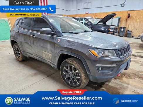 Used 2019 Jeep Compass Trailhawk w/ Cold Weather Group AWD/4WD image 5
