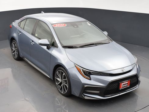 Used 2021 Toyota Corolla SE image 21