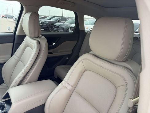 Used 2022 Lincoln Corsair Reserve w/ Equipment Group 201A image 11