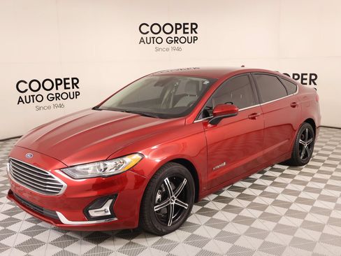 Used 2019 Ford Fusion SE FWD image 10