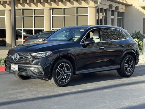 Used 2024 Mercedes-Benz GLC 300 4MATIC image 4