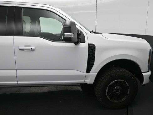 New 2026 Ford F250 Lariat w/ Tremor Off-Road Package AWD/4WD image 11