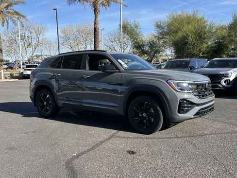 New 2026 Volkswagen Atlas Cross Sport SEL R-Line image 5