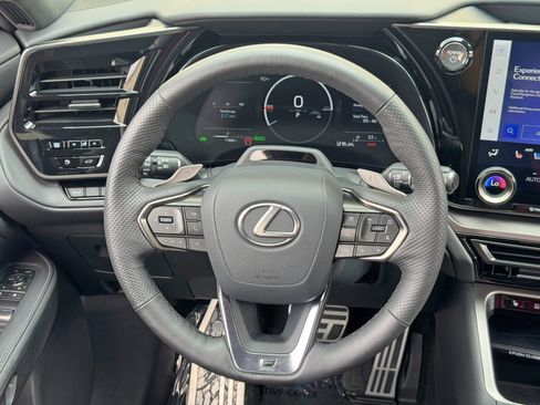 Used 2024 Lexus TX 500h AWD w/ Technology Package image 19