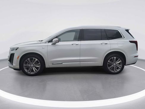 Used 2024 Cadillac XT6 Premium Luxury w/ Platinum Package AWD/4WD image 6