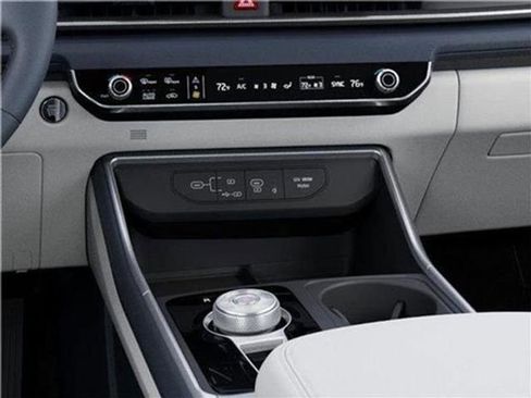 New 2026 Kia Carnival EX image 50