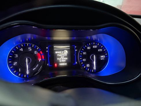 Used 2015 Chrysler 200 S image 13