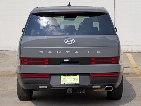 Used 2025 Hyundai Santa Fe SE w/ Tow & Go Package FWD image 45