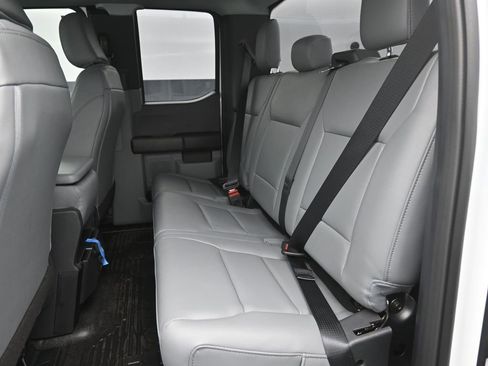 New 2025 Ford F250 XLT w/ FX4 Off-Road Package image 28