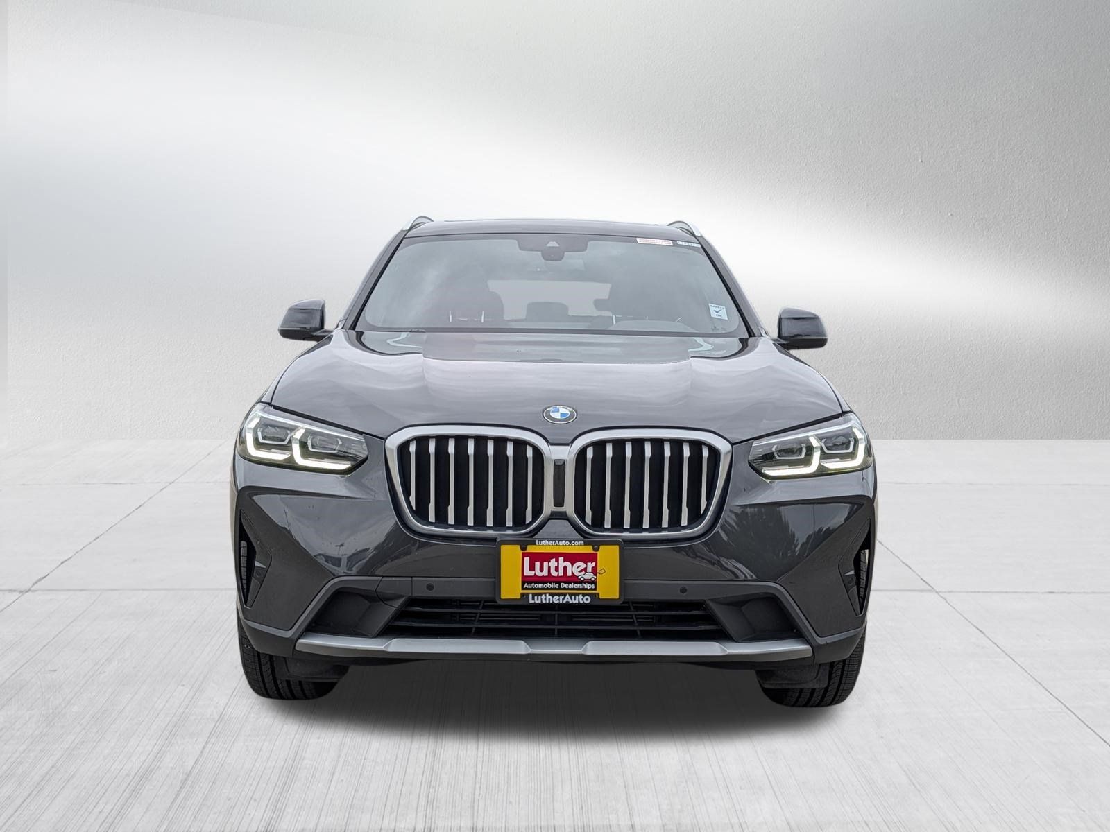 Used 2022 BMW X3 xDrive30i w/ Premium Package 2 AWD/4WD image 2