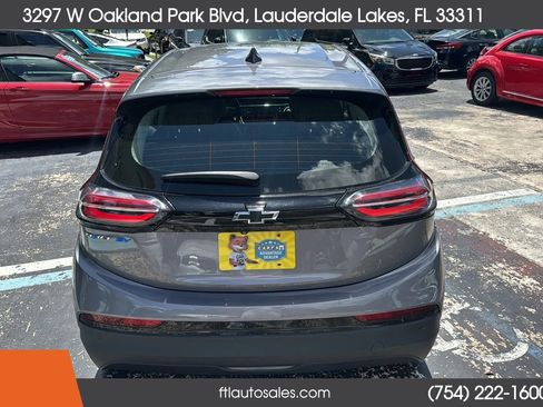 Used 2023 Chevrolet Bolt LT FWD image 8
