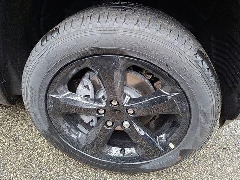 New 2026 Jeep Grand Cherokee L Limited image 4