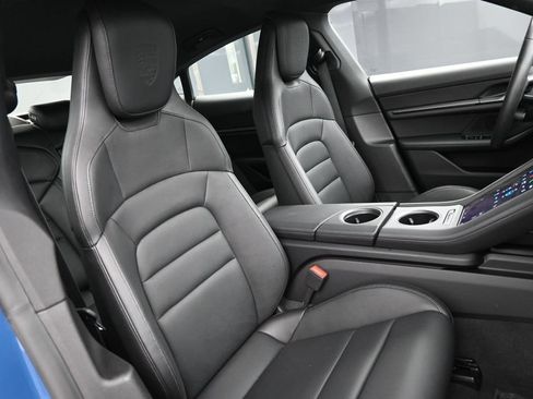 Certified 2025 Porsche Taycan RWD image 29
