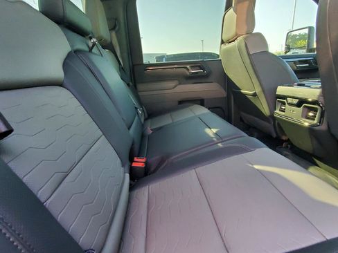 Used 2024 Chevrolet Silverado 2500 ZR2 w/ ZR2 Bison Edition AWD/4WD image 6