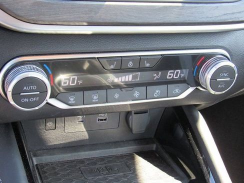 Certified 2023 Nissan Altima 2.5 SL image 16