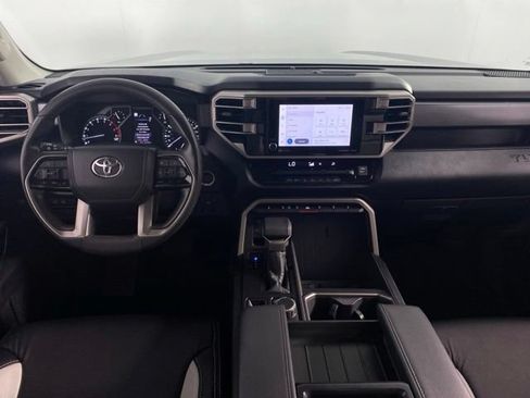 Used 2022 Toyota Tundra SR5 AWD/4WD image 24