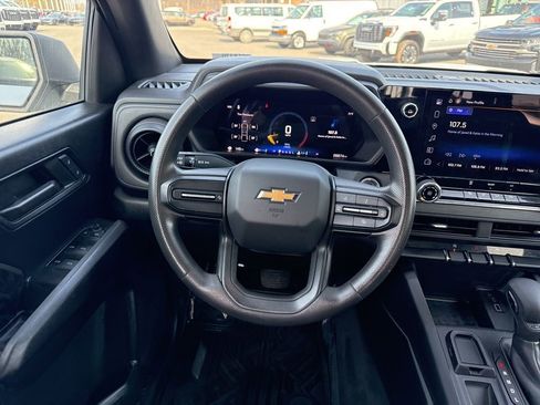 Used 2024 Chevrolet Colorado W/T image 12