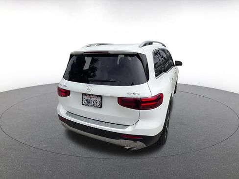 Used 2025 Mercedes-Benz GLB 250 4MATIC image 15