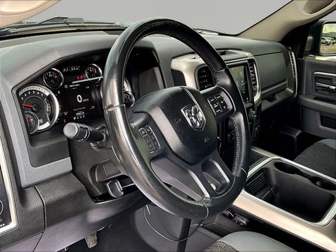 Used 2019 RAM 1500 Lone Star RWD image 17