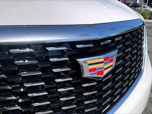 New 2026 Cadillac XT5 Premium Luxury w/ LPO, Floor Liner Package FWD image 34