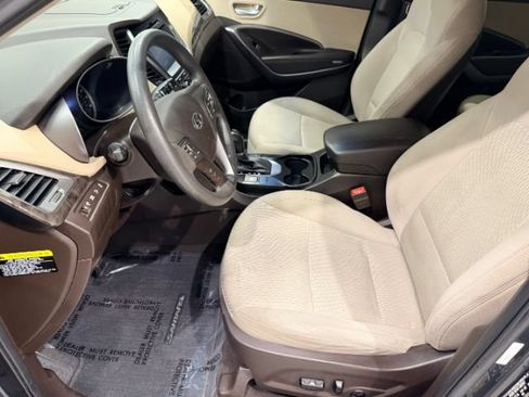 Used 2018 Hyundai Santa Fe Sport w/ 2.4L Value Package 02 FWD image 33