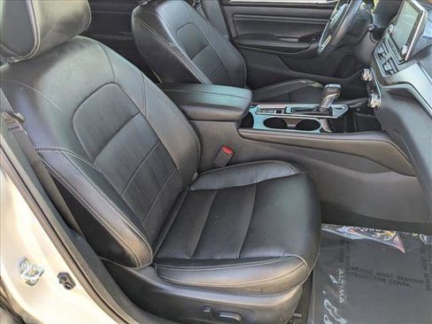 Used 2020 Nissan Altima 2.0 Platinum image 20