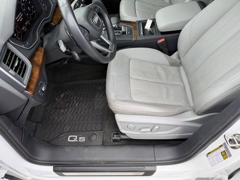 Used 2018 Audi Q5 2.0T Premium Plus AWD/4WD image 35