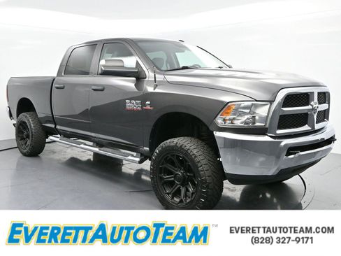 Used 2018 RAM 2500 Tradesman w/ Chrome Appearance Group AWD/4WD image 1