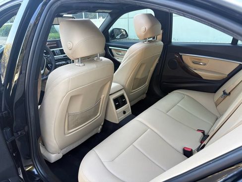 Used 2017 BMW 330i Sedan RWD image 21