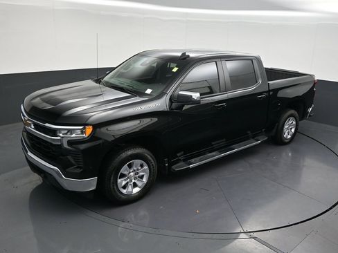 Used 2025 Chevrolet Silverado 1500 LT RWD image 15