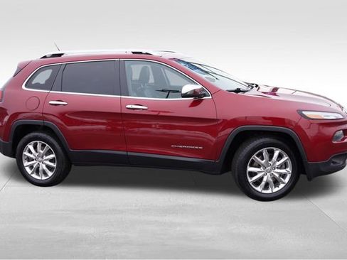 Used 2014 Jeep Cherokee Limited w/ Luxury Group image 3