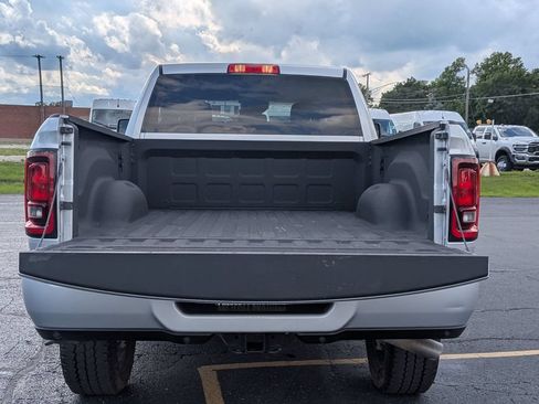 Used 2026 RAM 2500 Big Horn AWD/4WD image 23