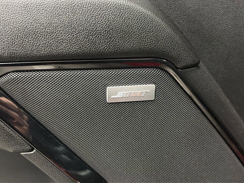 Used 2023 GMC Sierra 1500 AT4 w/ Technology Package image 6