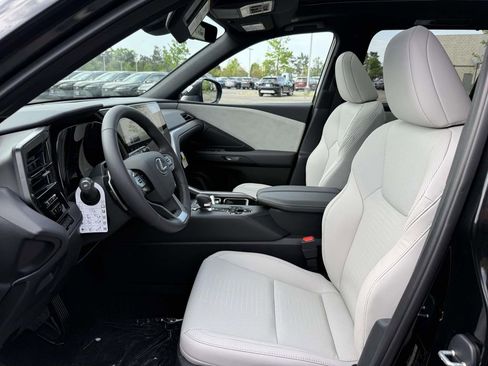 Used 2026 Lexus TX 350 AWD w/ Technology Package image 13