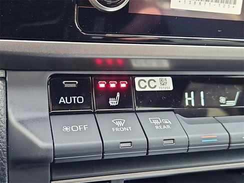 New 2026 Toyota Camry Hybrid image 12