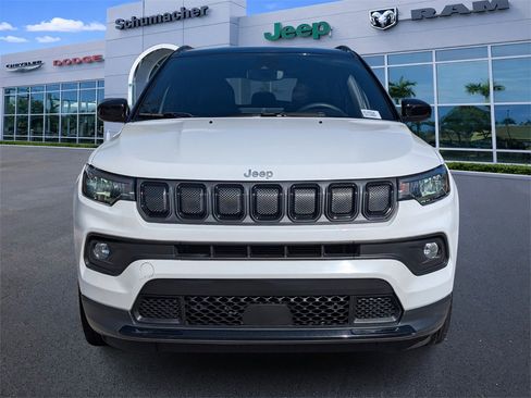 Used 2022 Jeep Compass Altitude image 2