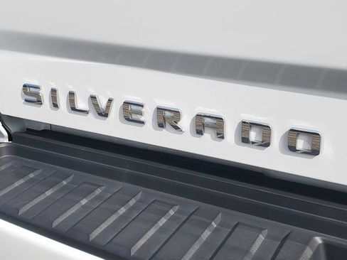 Used 2018 Chevrolet Silverado 2500 LTZ w/ Duramax Plus Package AWD/4WD image 32