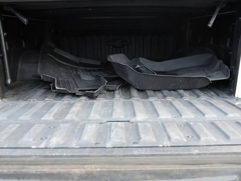 Used 2022 Chevrolet Silverado 1500 LT w/ Protection Package image 10