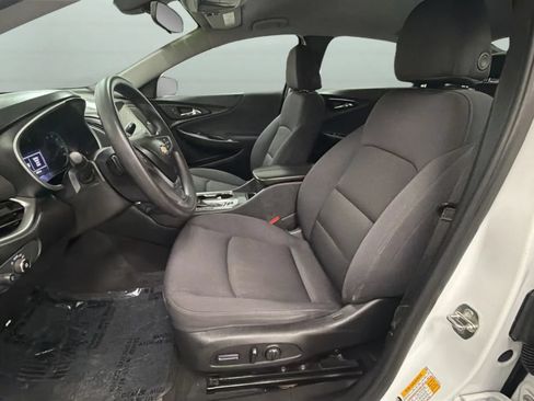 Used 2022 Chevrolet Malibu LT FWD image 20