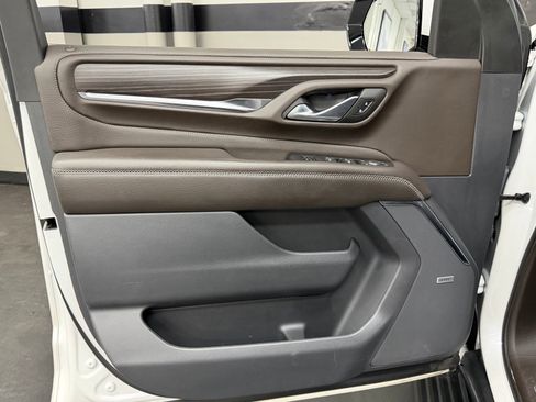 Used 2022 GMC Yukon XL Denali AWD/4WD image 20