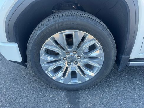 Used 2021 GMC Sierra 1500 Denali w/ Denali Ultimate Package image 26