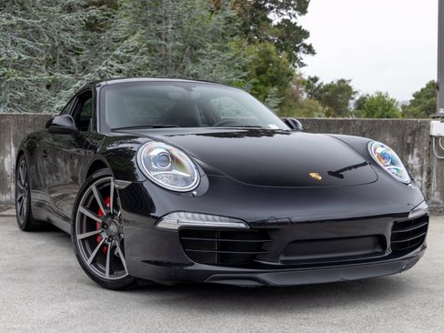 Used 2013 Porsche 911 Carrera S RWD image 9
