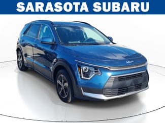 Used 2024 Kia Niro EX FWD video 1
