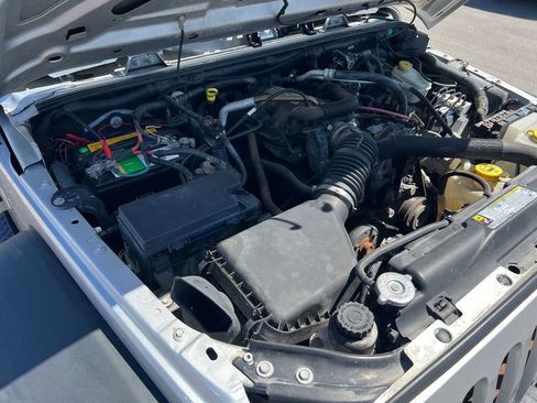 Used 2011 Jeep Wrangler Unlimited Sport image 37