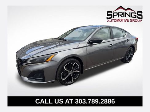 Used 2023 Nissan Altima 2.5 SR AWD/4WD image 1