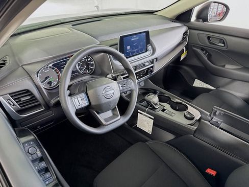 New 2026 Nissan Rogue S image 9